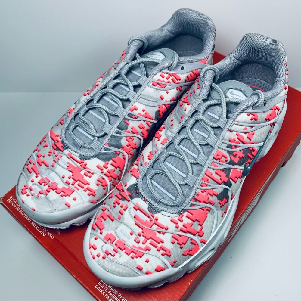 Nike Women’s Air Max Plus C Sneakers SZ US WMNS 8